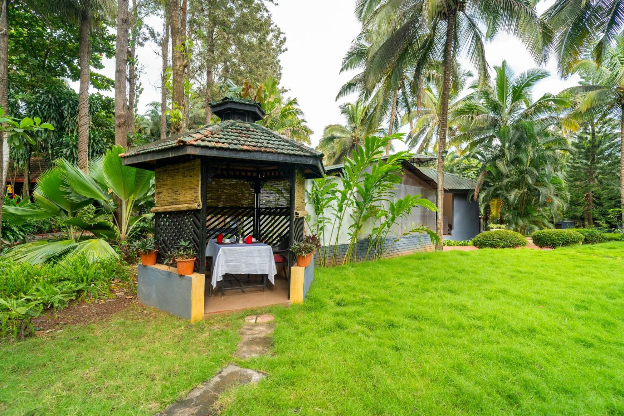 Parampara Resort & Spa, Coorg Kushalnagar Exterior photo