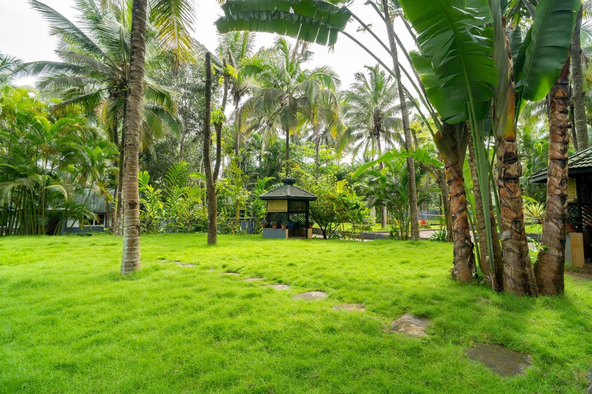 Parampara Resort & Spa, Coorg Kushalnagar Exterior photo